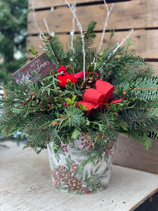 NEW!! FRESH HOLIDAY CENTERPIECE CLASS AT MELKA GARDEN CENTER